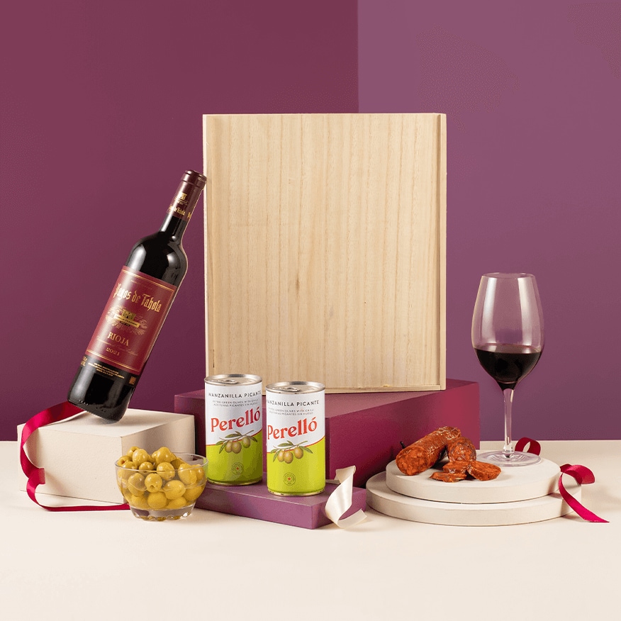 Rioja With Chorizo & Olives Gift